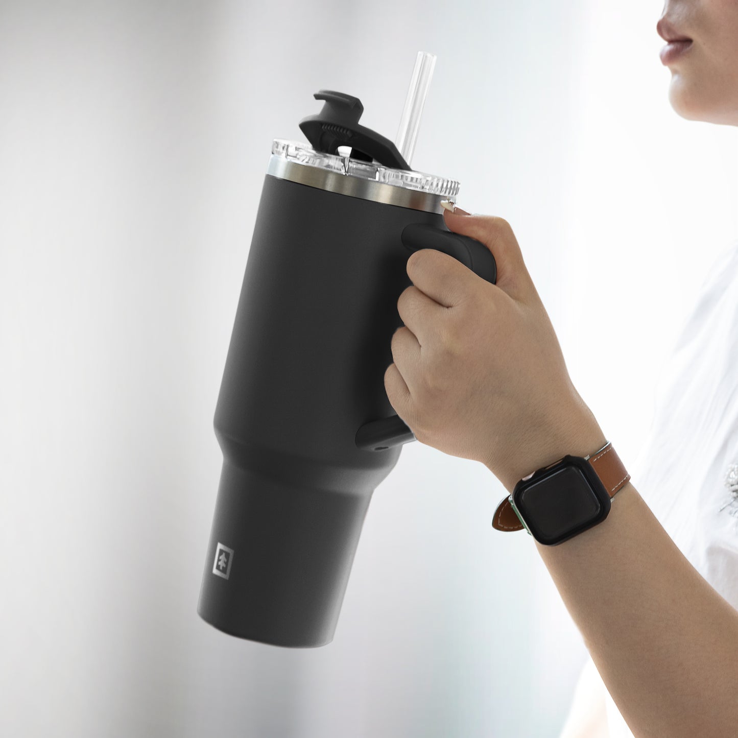Zelda 1180ml/40Oz Bottle Black